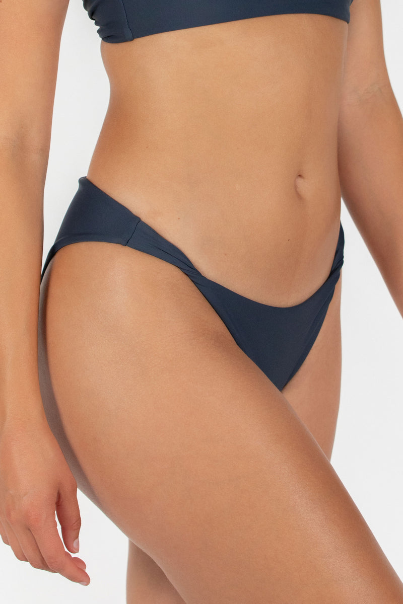 Desi Bottom | Spring '25