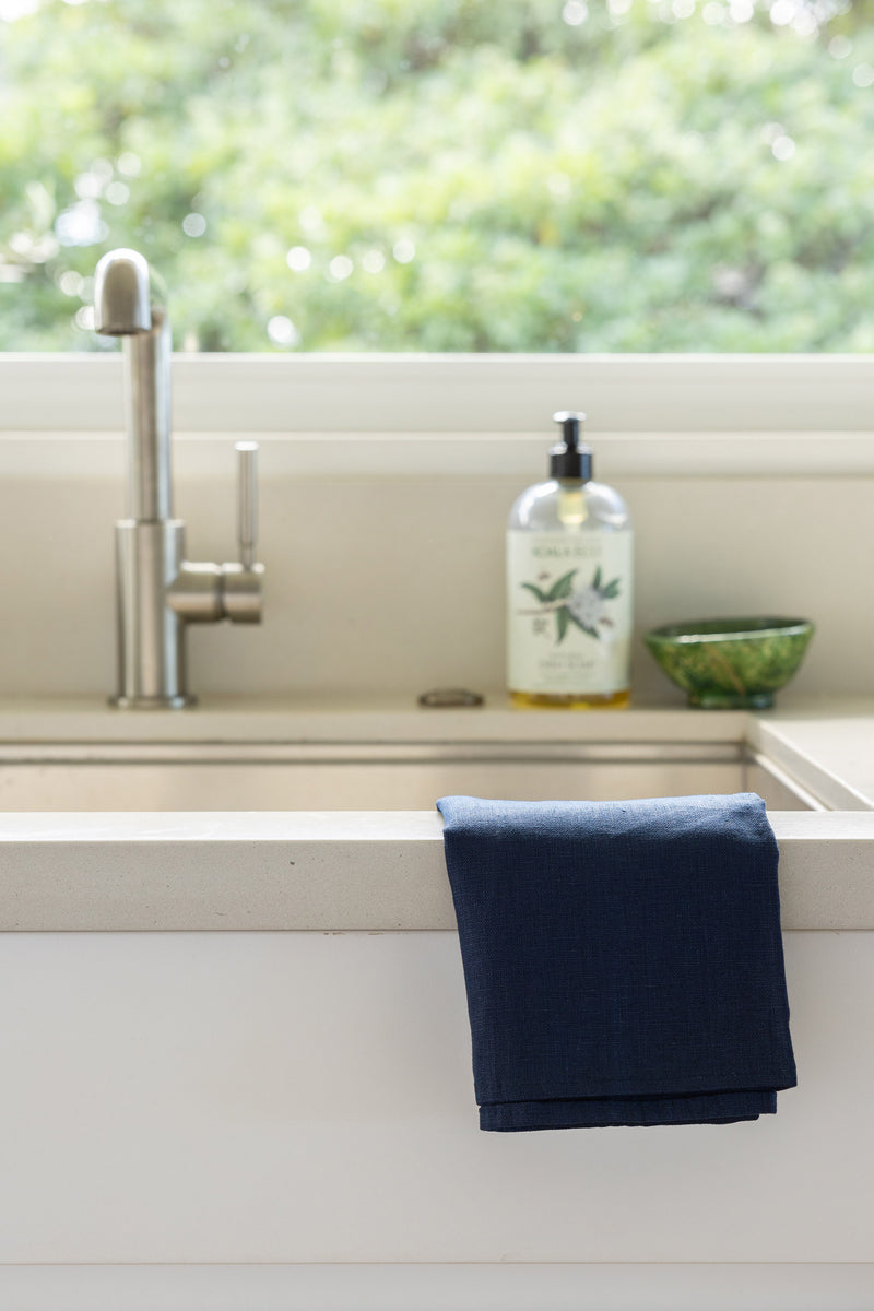 Makana Kitchen Towel